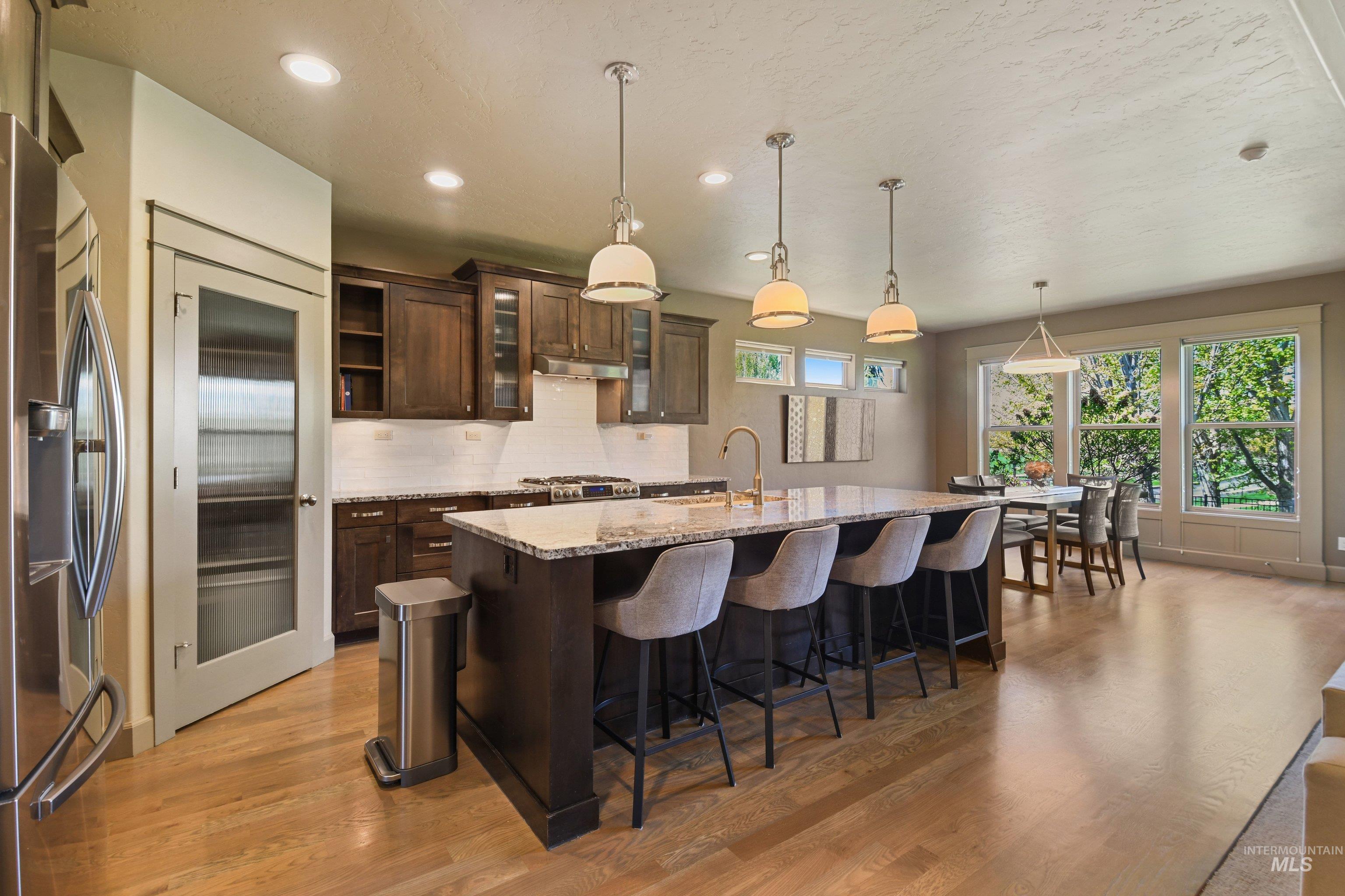 6713 N Moon Drummer Way, Meridian, Idaho 83646, 3 Bedrooms, 3 Bathrooms, Residential For Sale, Price $939,900,MLS 98982752