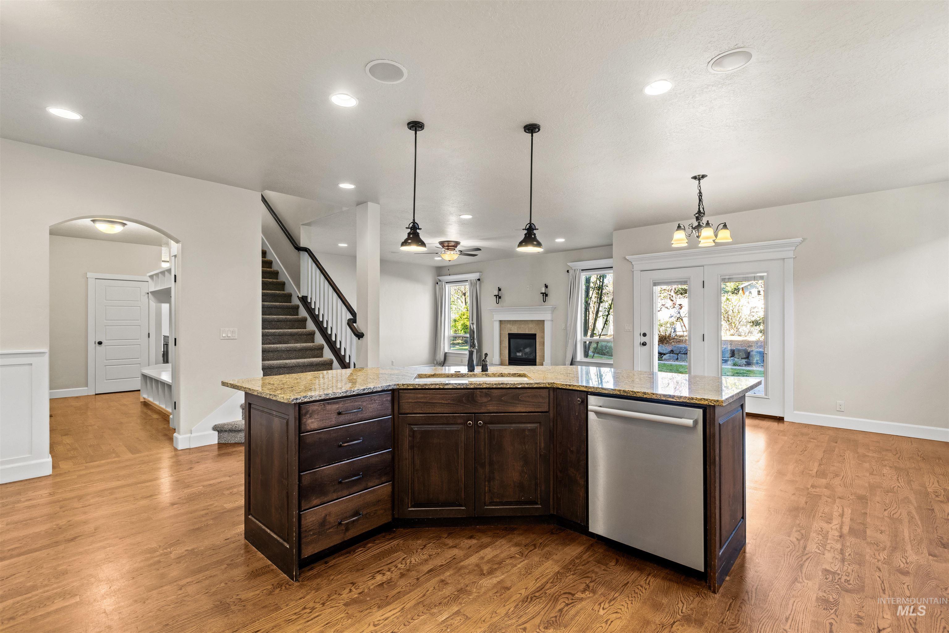 3389 S Lyford Ave, Meridian, Idaho 83642, 6 Bedrooms, 3.5 Bathrooms, Residential For Sale, Price $949,900, 98982753