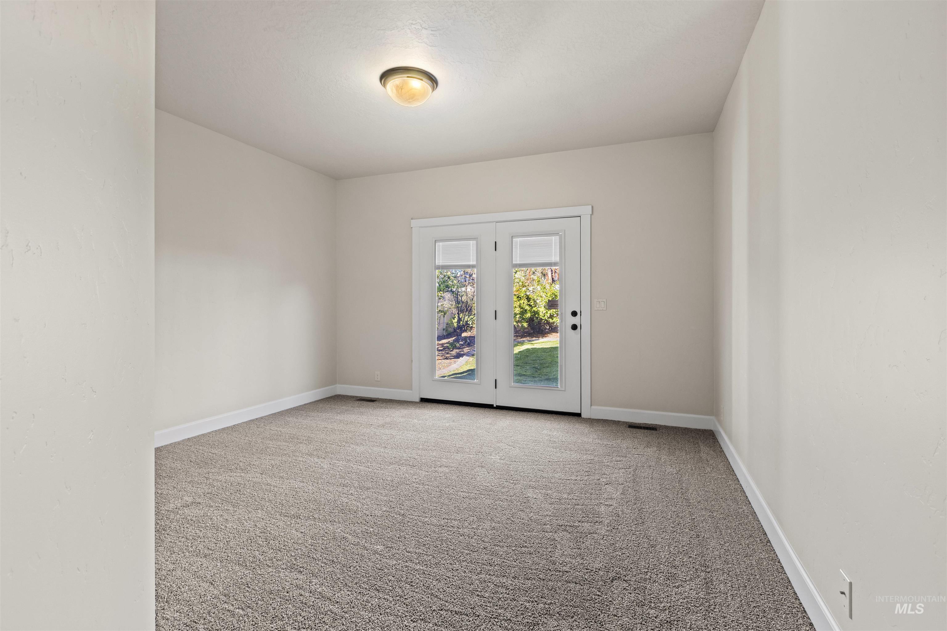 3389 S Lyford Ave, Meridian, Idaho 83642, 6 Bedrooms, 3.5 Bathrooms, Residential For Sale, Price $949,900, 98982753