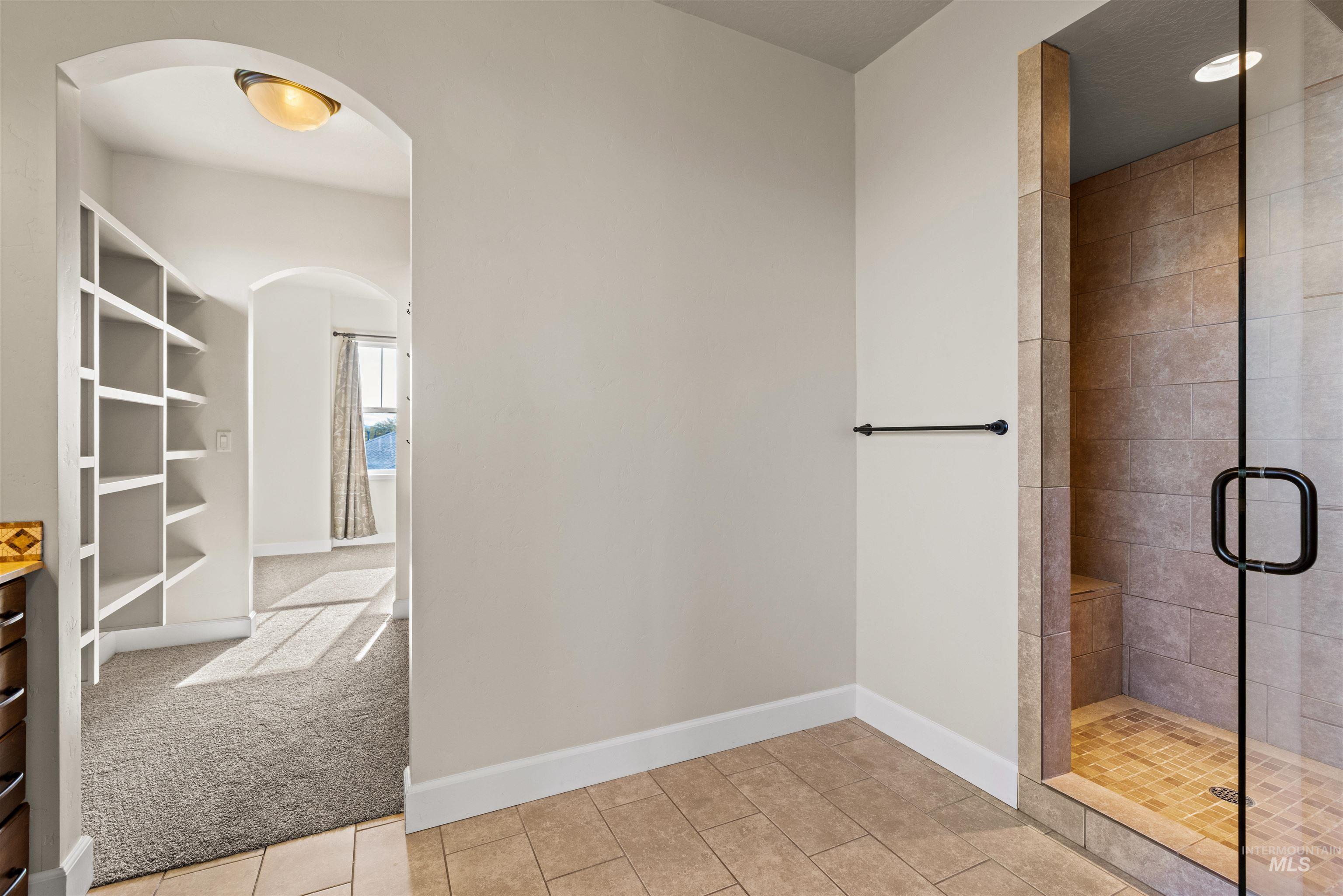 3389 S Lyford Ave, Meridian, Idaho 83642, 6 Bedrooms, 3.5 Bathrooms, Residential For Sale, Price $949,900, 98982753