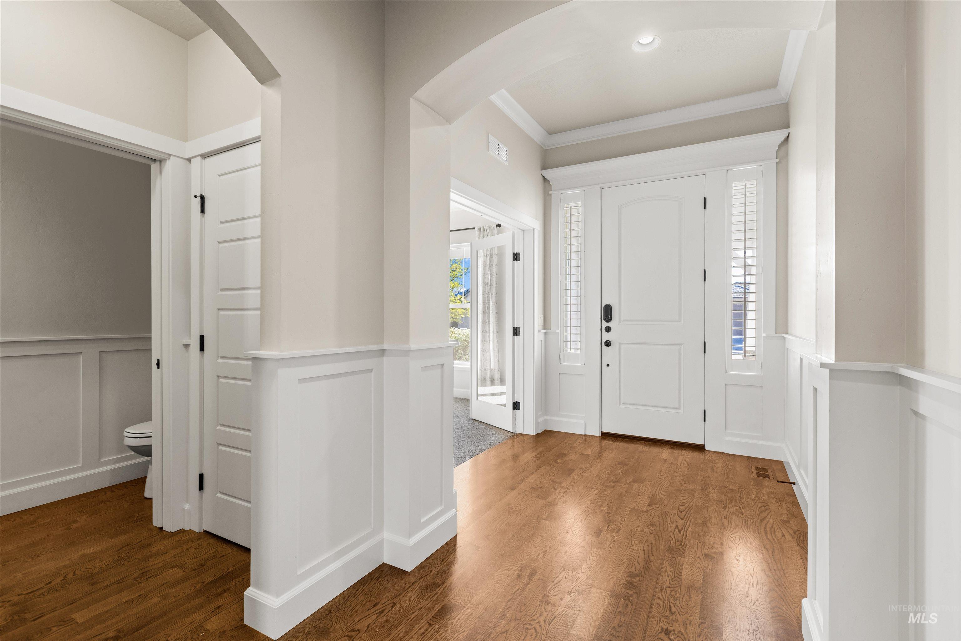 3389 S Lyford Ave, Meridian, Idaho 83642, 6 Bedrooms, 3.5 Bathrooms, Residential For Sale, Price $949,900, 98982753