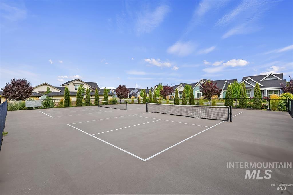 6257 N Keaton Lane, Meridian, Idaho 83646, 3 Bedrooms, 2 Bathrooms, Residential For Sale, Price $569,900, 98982754