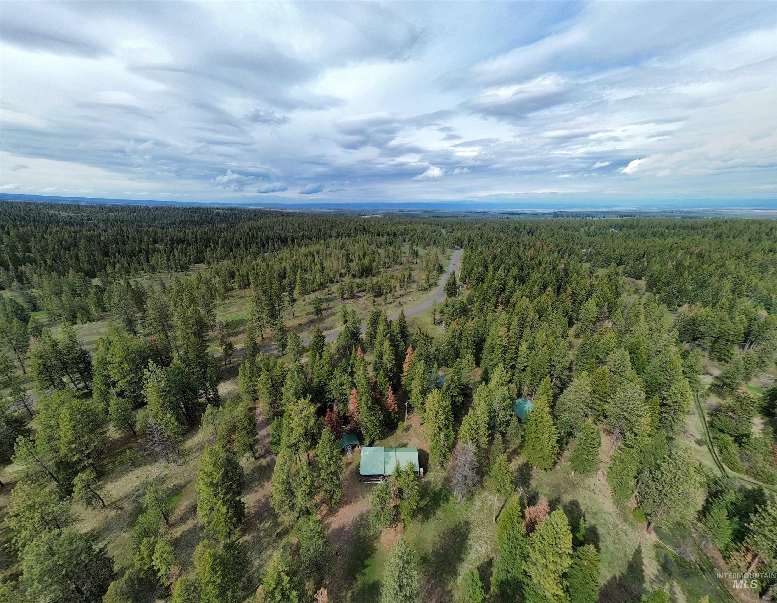 3695 W Mountain Rd, Anatone, Washington 99401, 5 Bedrooms, 1 Bathroom, Residential For Sale, Price $319,000,MLS 98982756