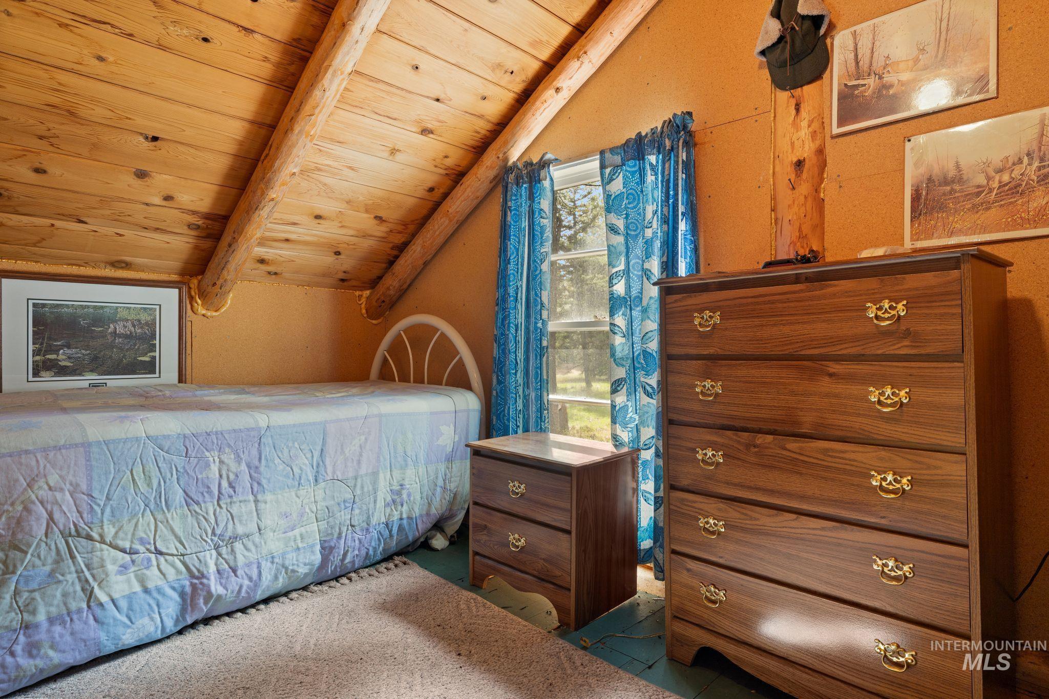 3695 W Mountain Rd, Anatone, Washington 99401, 5 Bedrooms, 1 Bathroom, Residential For Sale, Price $319,000,MLS 98982756