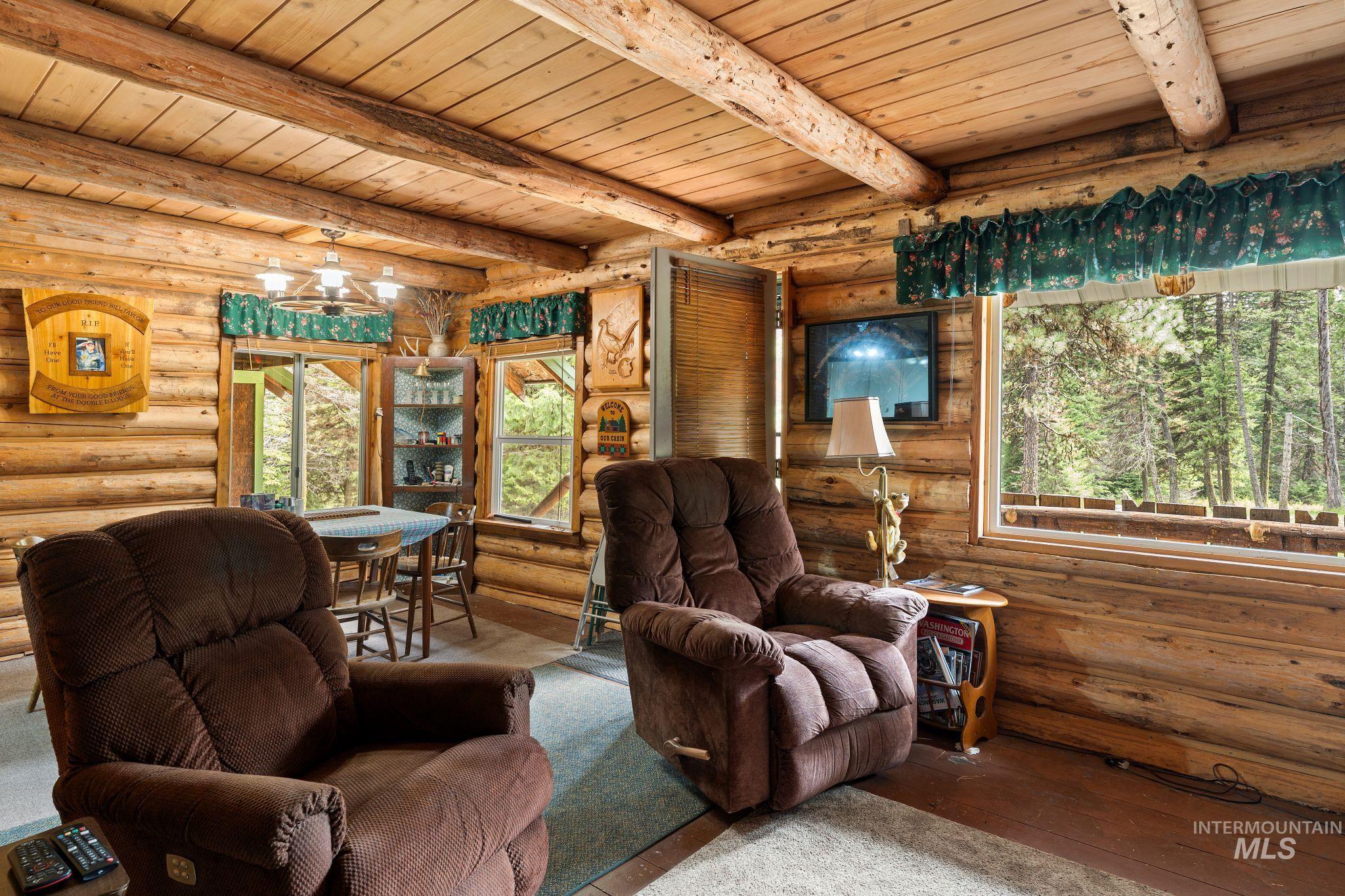 3695 W Mountain Rd, Anatone, Washington 99401, 5 Bedrooms, 1 Bathroom, Residential For Sale, Price $319,000,MLS 98982756