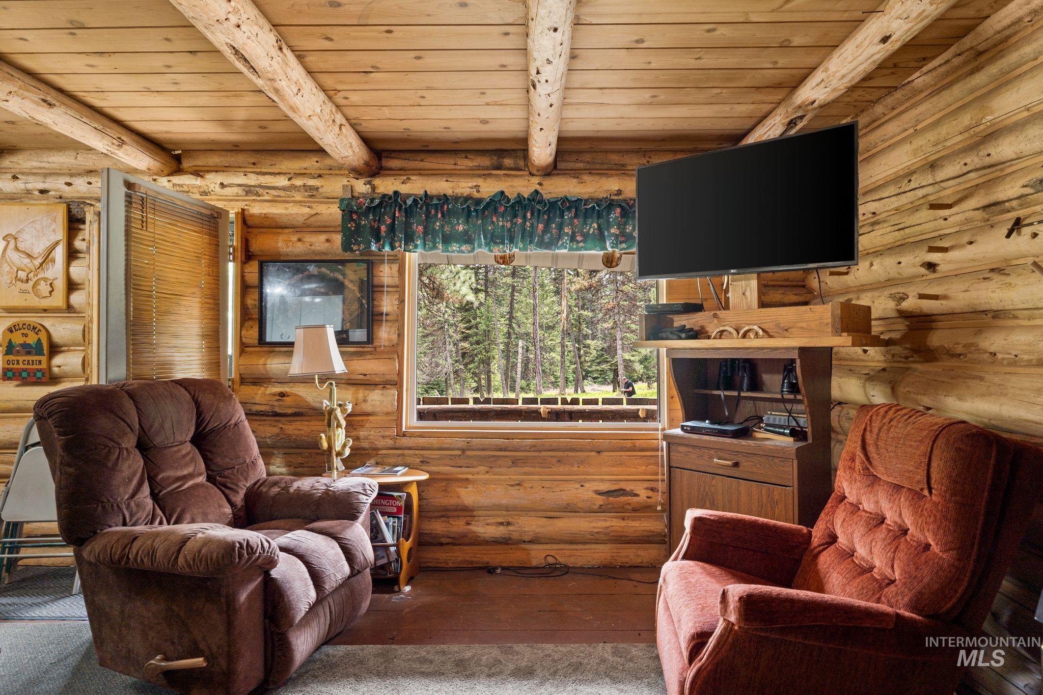 3695 W Mountain Rd, Anatone, Washington 99401, 5 Bedrooms, 1 Bathroom, Residential For Sale, Price $319,000,MLS 98982756