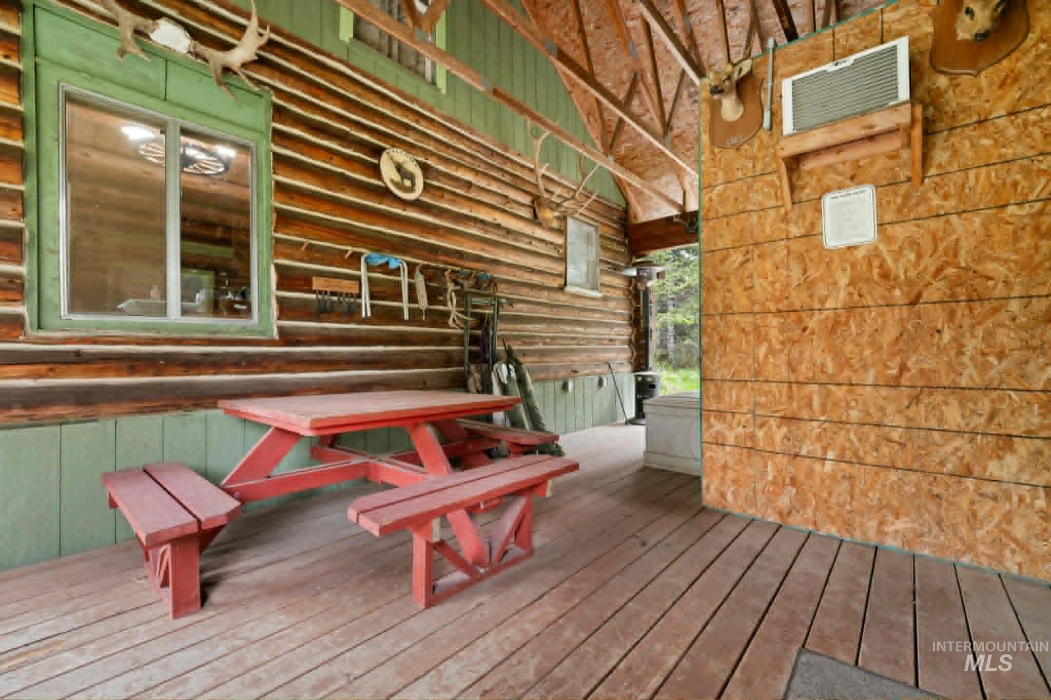 3695 W Mountain Rd, Anatone, Washington 99401, 5 Bedrooms, 1 Bathroom, Residential For Sale, Price $319,000,MLS 98982756