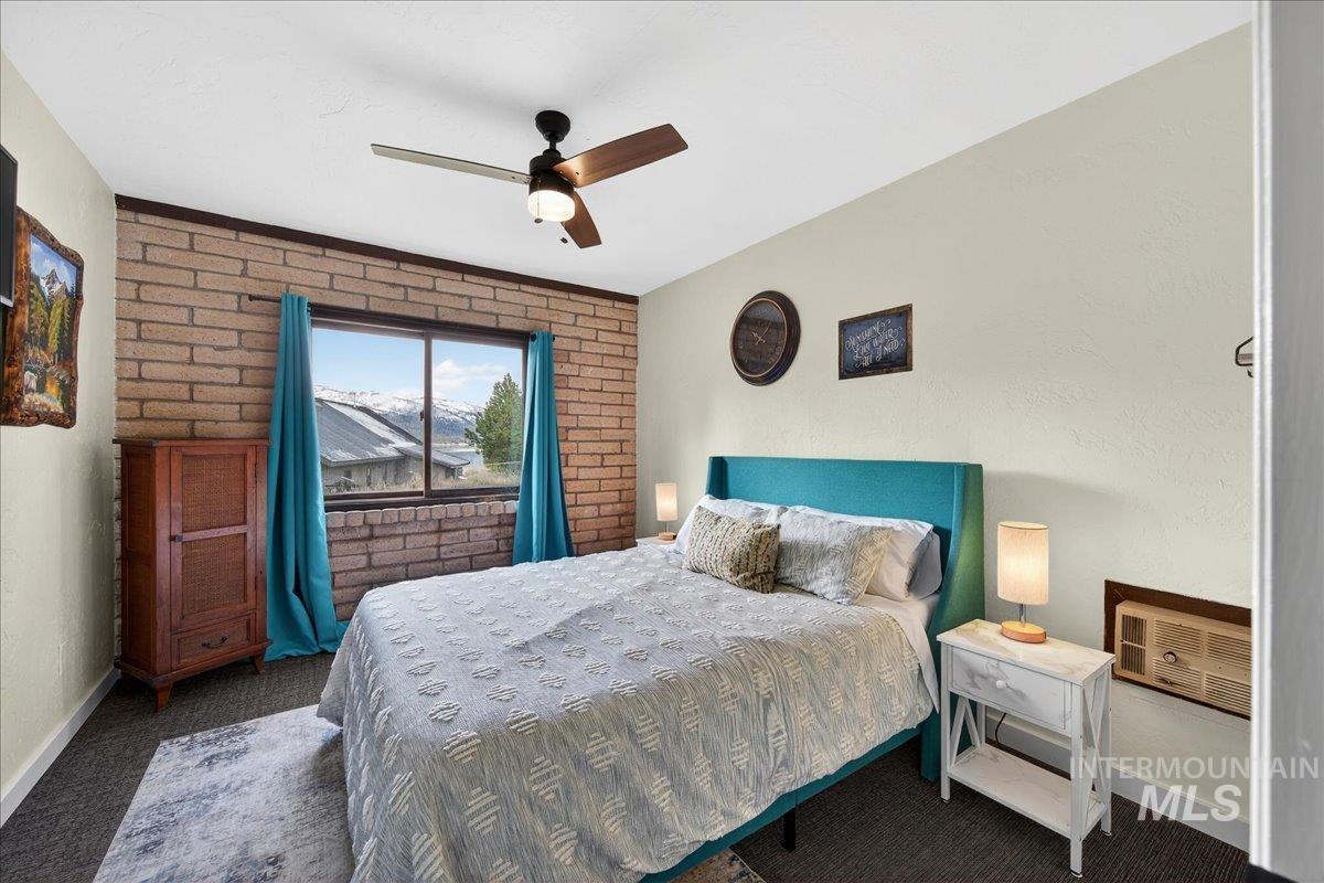 115 Par Drive, Cascade, Idaho 83611, 4 Bedrooms, 3 Bathrooms, Residential For Sale, Price $749,900,MLS 98982760