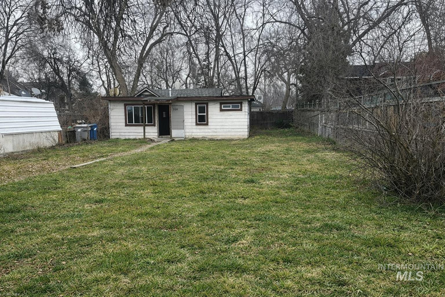 980 N Clithero Dr, Boise, Idaho 83703, 1 Bedroom, 1 Bathroom, Residential For Sale, Price $245,000, 98982765