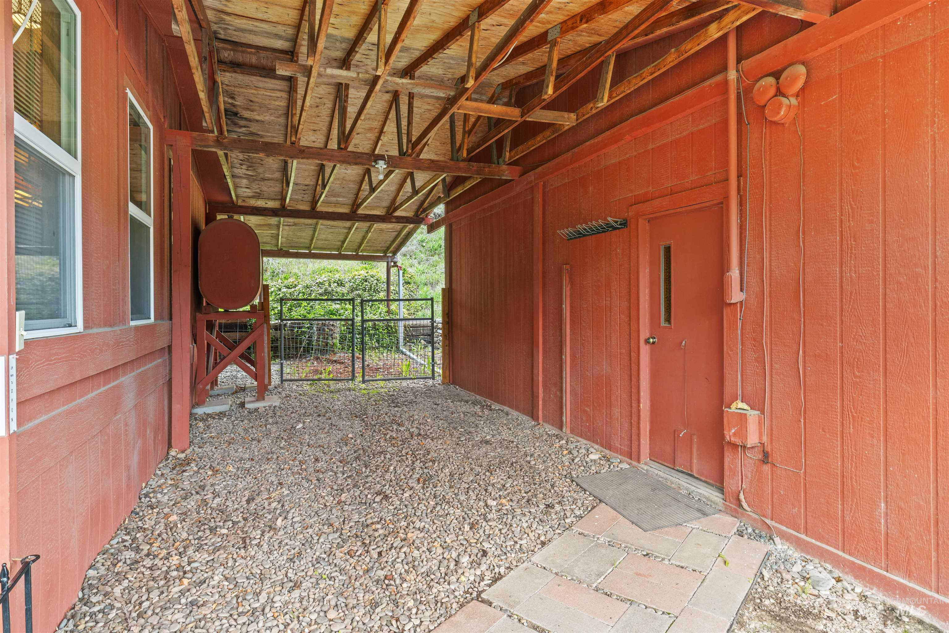 27535 Garden Gulch Road, Culdesac, Idaho 83524, 3 Bedrooms, 2 Bathrooms, Residential For Sale, Price $499,250, 98982766