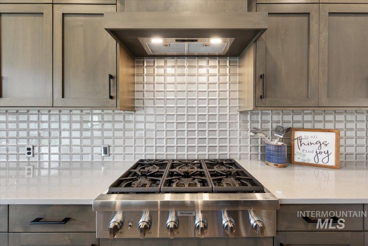 146 N Huntsman Ln, Eagle, Idaho 83616, 3 Bedrooms, 2 Bathrooms, Residential For Sale, Price $649,800, 98982768