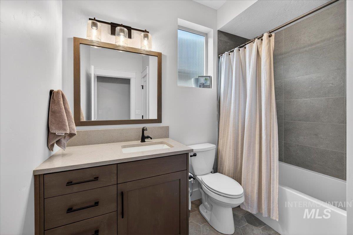 146 N Huntsman Ln, Eagle, Idaho 83616, 3 Bedrooms, 2 Bathrooms, Residential For Sale, Price $649,800, 98982768