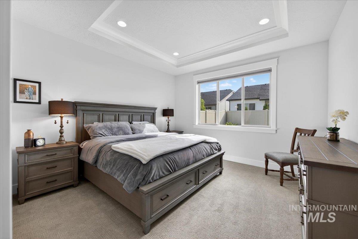 146 N Huntsman Ln, Eagle, Idaho 83616, 3 Bedrooms, 2 Bathrooms, Residential For Sale, Price $649,800, 98982768