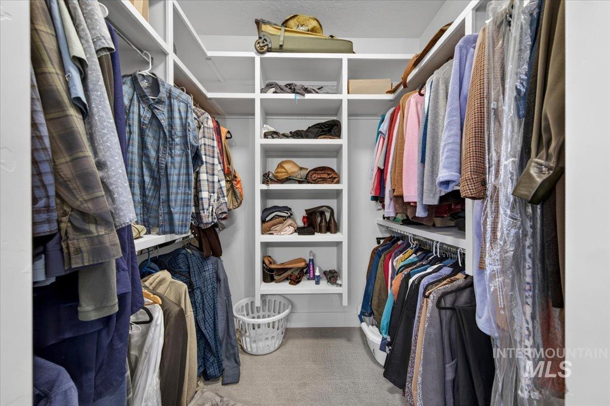 146 N Huntsman Ln, Eagle, Idaho 83616, 3 Bedrooms, 2 Bathrooms, Residential For Sale, Price $649,800, 98982768