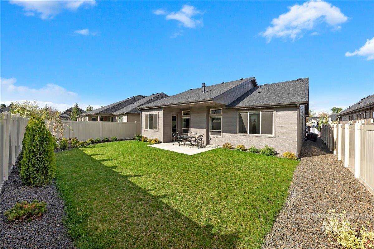 146 N Huntsman Ln, Eagle, Idaho 83616, 3 Bedrooms, 2 Bathrooms, Residential For Sale, Price $649,800, 98982768