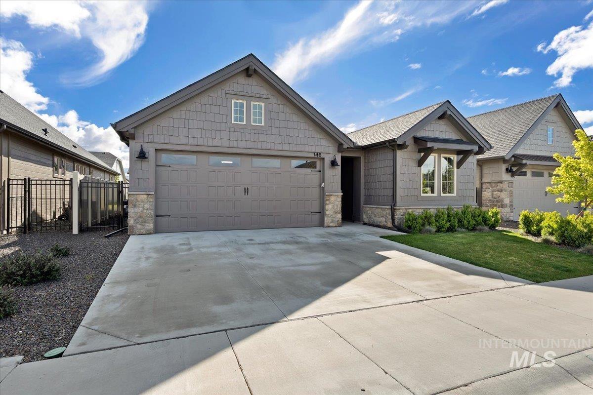146 N Huntsman Ln, Eagle, Idaho 83616, 3 Bedrooms, 2 Bathrooms, Residential For Sale, Price $649,800, 98982768