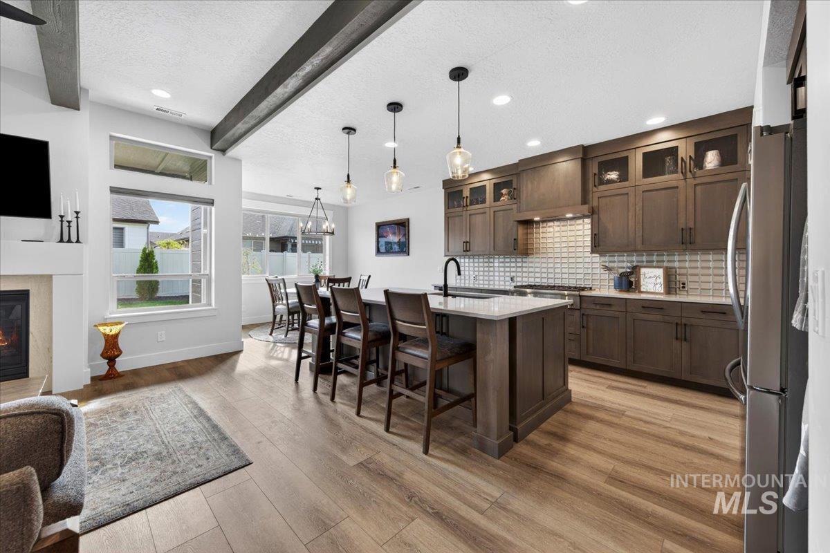 146 N Huntsman Ln, Eagle, Idaho 83616, 3 Bedrooms, 2 Bathrooms, Residential For Sale, Price $649,800, 98982768