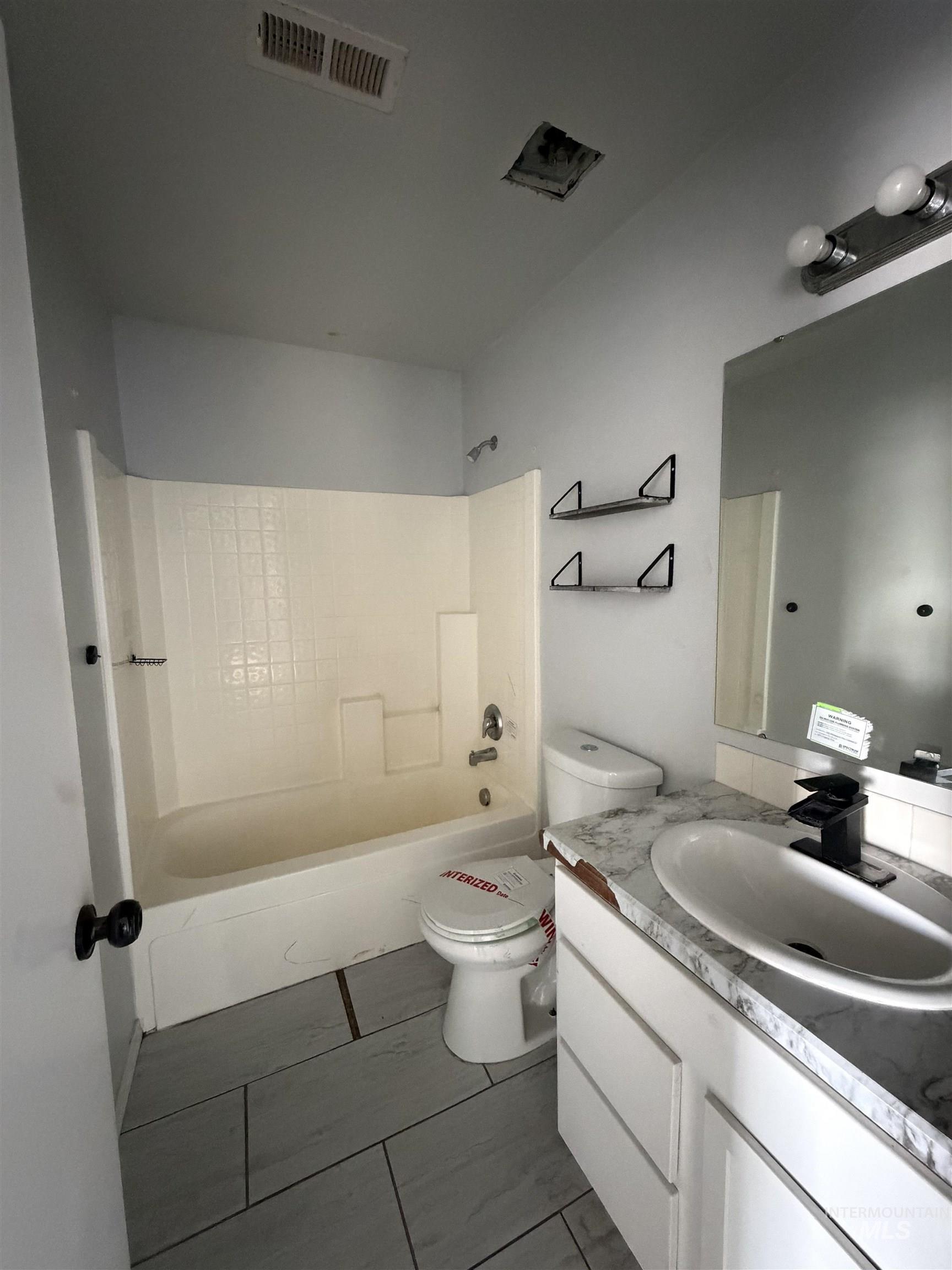 205 Middlepark Way, Caldwell, Idaho 83605, 3 Bedrooms, 2.5 Bathrooms, Residential For Sale, Price $330,000, 98982770