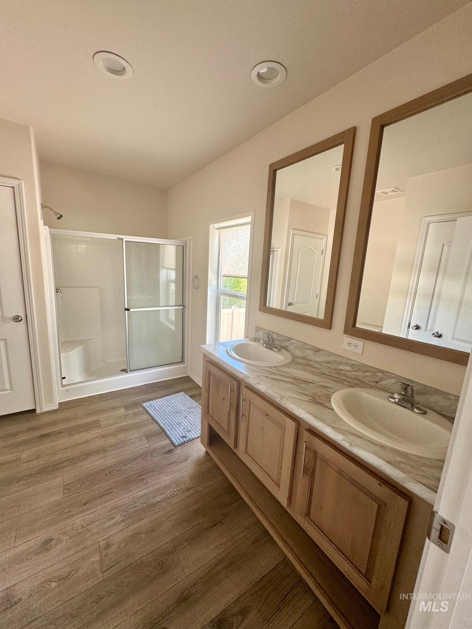 8227 Blue Rim Lane, Boise, Idaho 83716, 3 Bedrooms, 2 Bathrooms, Residential For Sale, Price $193,000,MLS 98982771