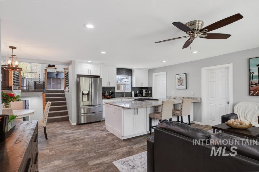 816 S Lynn, Moscow, Idaho 83843, 4 Bedrooms, 3 Bathrooms, Residential For Sale, Price $575,000,MLS 98982772