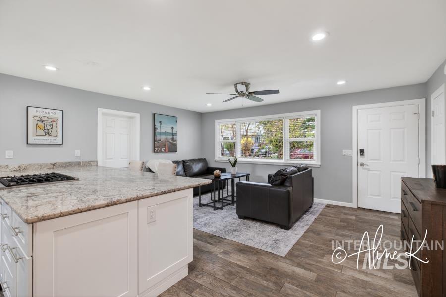 816 S Lynn, Moscow, Idaho 83843, 4 Bedrooms, 3 Bathrooms, Residential For Sale, Price $575,000, 98982772