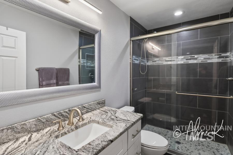 816 S Lynn, Moscow, Idaho 83843, 4 Bedrooms, 3 Bathrooms, Residential For Sale, Price $575,000, 98982772