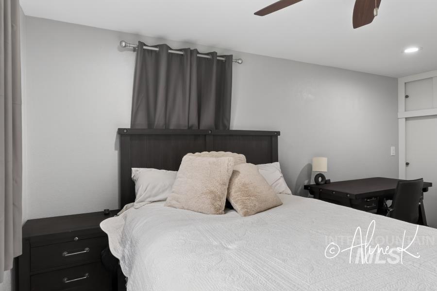 816 S Lynn, Moscow, Idaho 83843, 4 Bedrooms, 3 Bathrooms, Residential For Sale, Price $575,000, 98982772