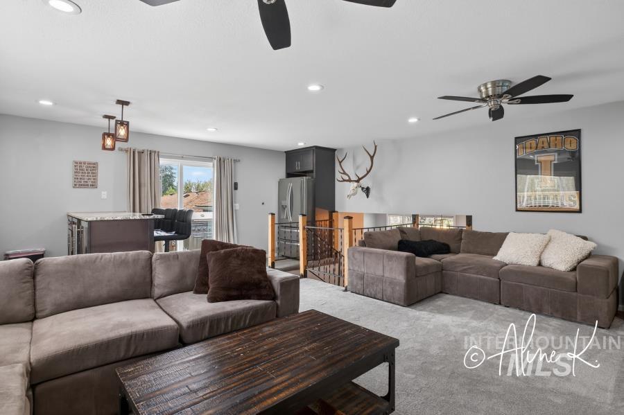 816 S Lynn, Moscow, Idaho 83843, 4 Bedrooms, 3 Bathrooms, Residential For Sale, Price $575,000, 98982772