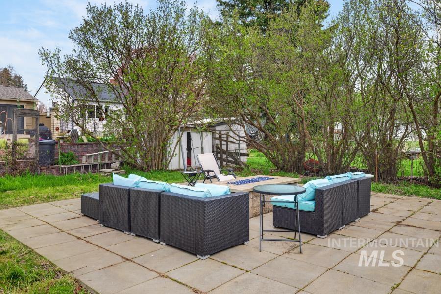 816 S Lynn, Moscow, Idaho 83843, 4 Bedrooms, 3 Bathrooms, Residential For Sale, Price $549,000,MLS 98982772