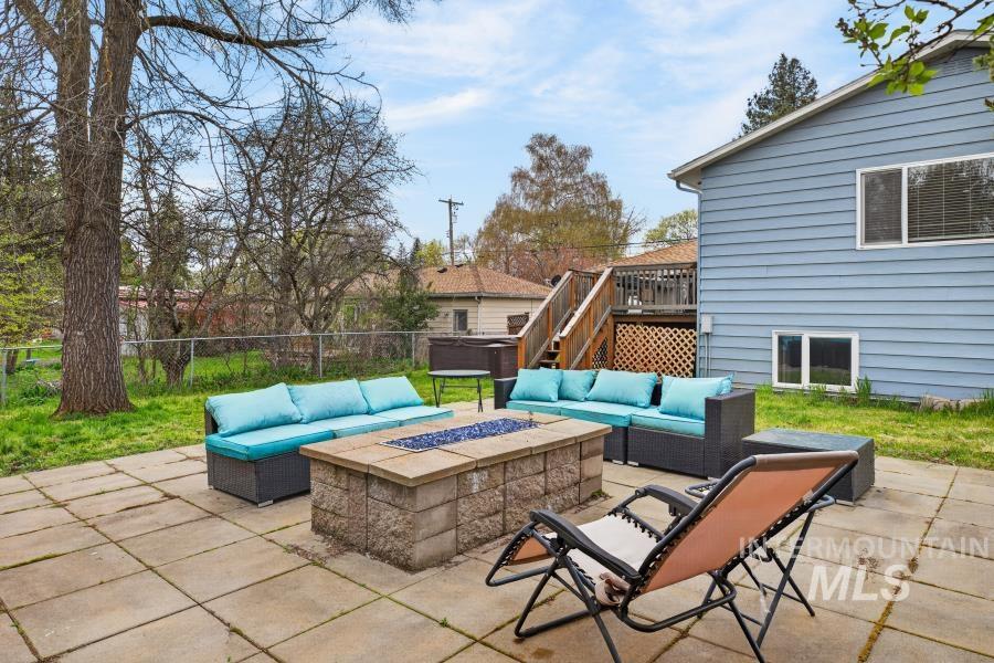 816 S Lynn, Moscow, Idaho 83843, 4 Bedrooms, 3 Bathrooms, Residential For Sale, Price $549,000,MLS 98982772