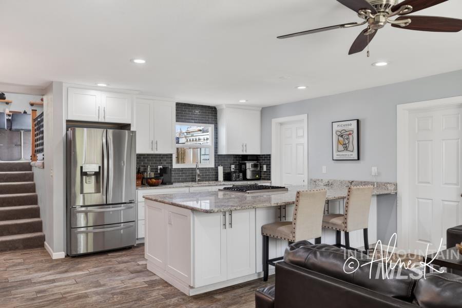 816 S Lynn, Moscow, Idaho 83843, 4 Bedrooms, 3 Bathrooms, Residential For Sale, Price $575,000, 98982772