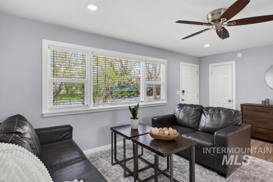 816 S Lynn, Moscow, Idaho 83843, 4 Bedrooms, 3 Bathrooms, Residential For Sale, Price $549,000,MLS 98982772