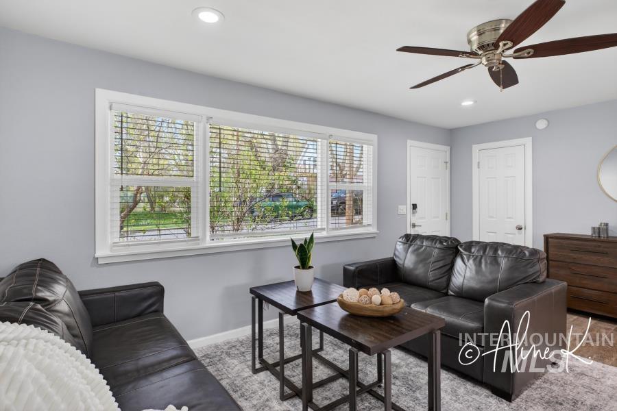 816 S Lynn, Moscow, Idaho 83843, 4 Bedrooms, 3 Bathrooms, Residential For Sale, Price $575,000, 98982772