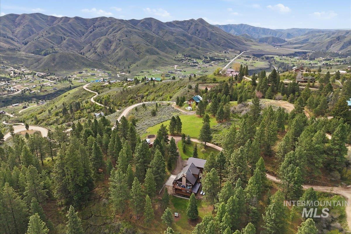 6 Mule Deer Pl, Boise, Idaho 83716, 4 Bedrooms, 3 Bathrooms, Residential For Sale, Price $849,999, 98982774