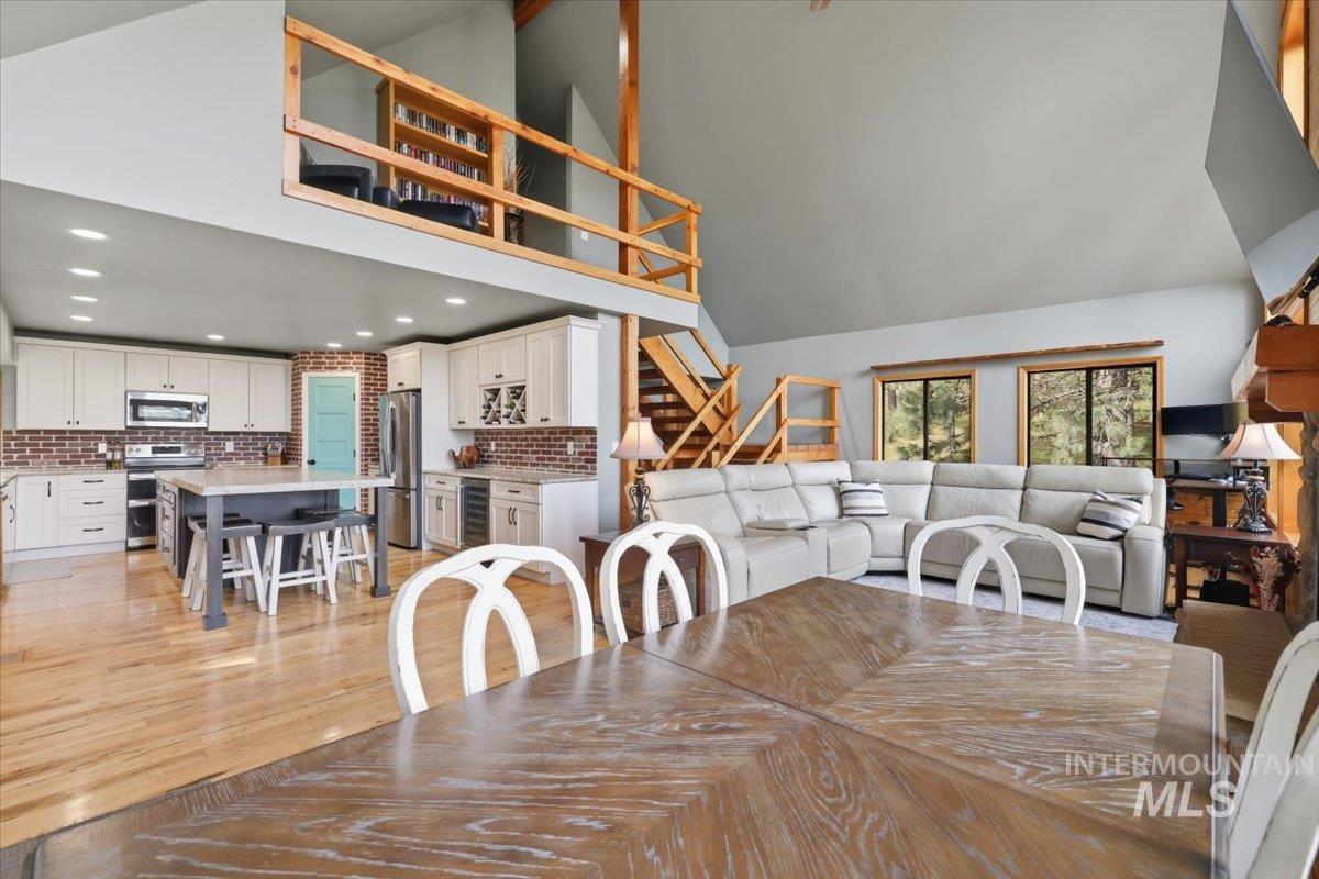 6 Mule Deer Pl, Boise, Idaho 83716, 4 Bedrooms, 3 Bathrooms, Residential For Sale, Price $849,999, 98982774