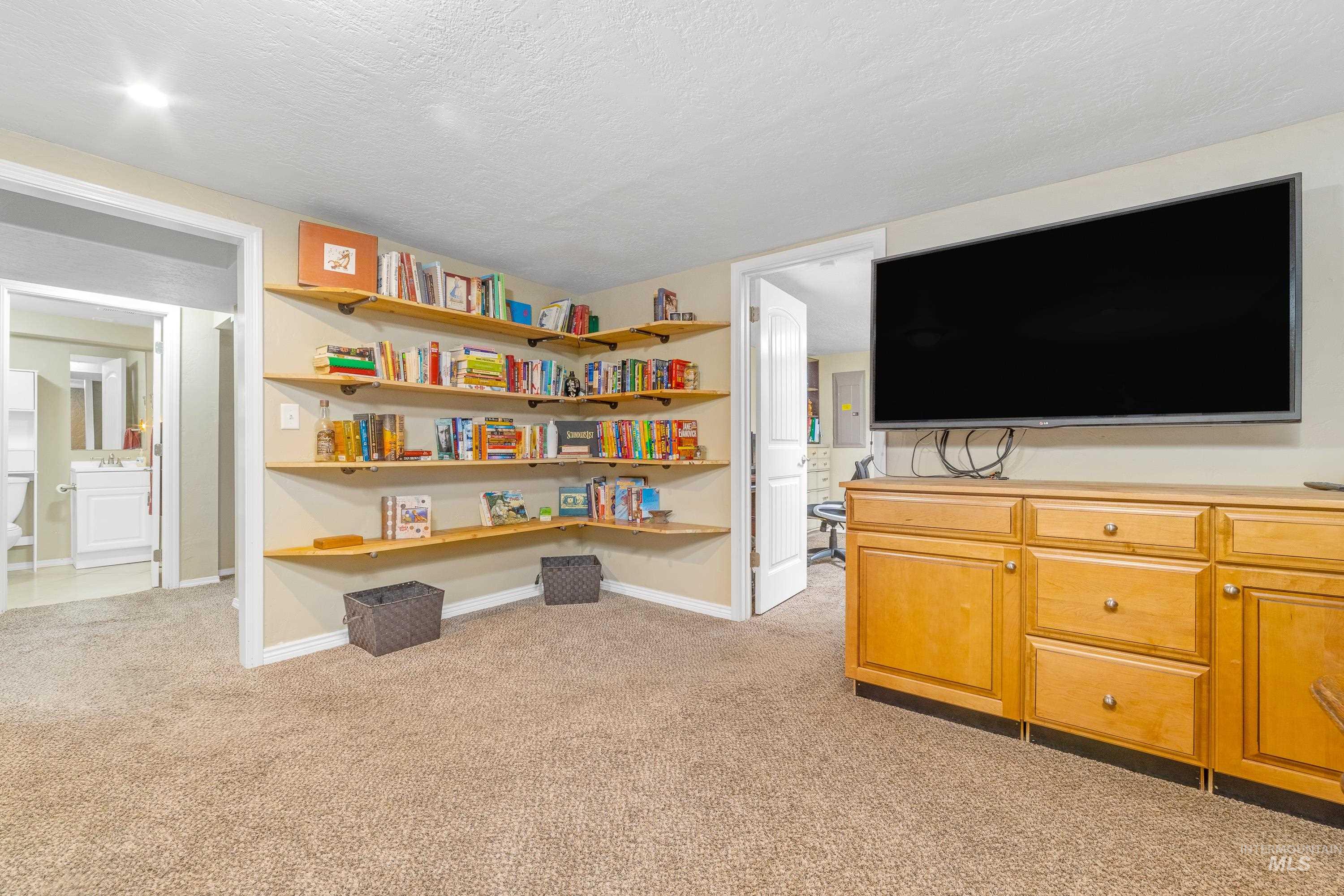 2223 W Spaulding St, Boise, Idaho 83705, 4 Bedrooms, 2 Bathrooms, Residential For Sale, Price $525,000, 98982776