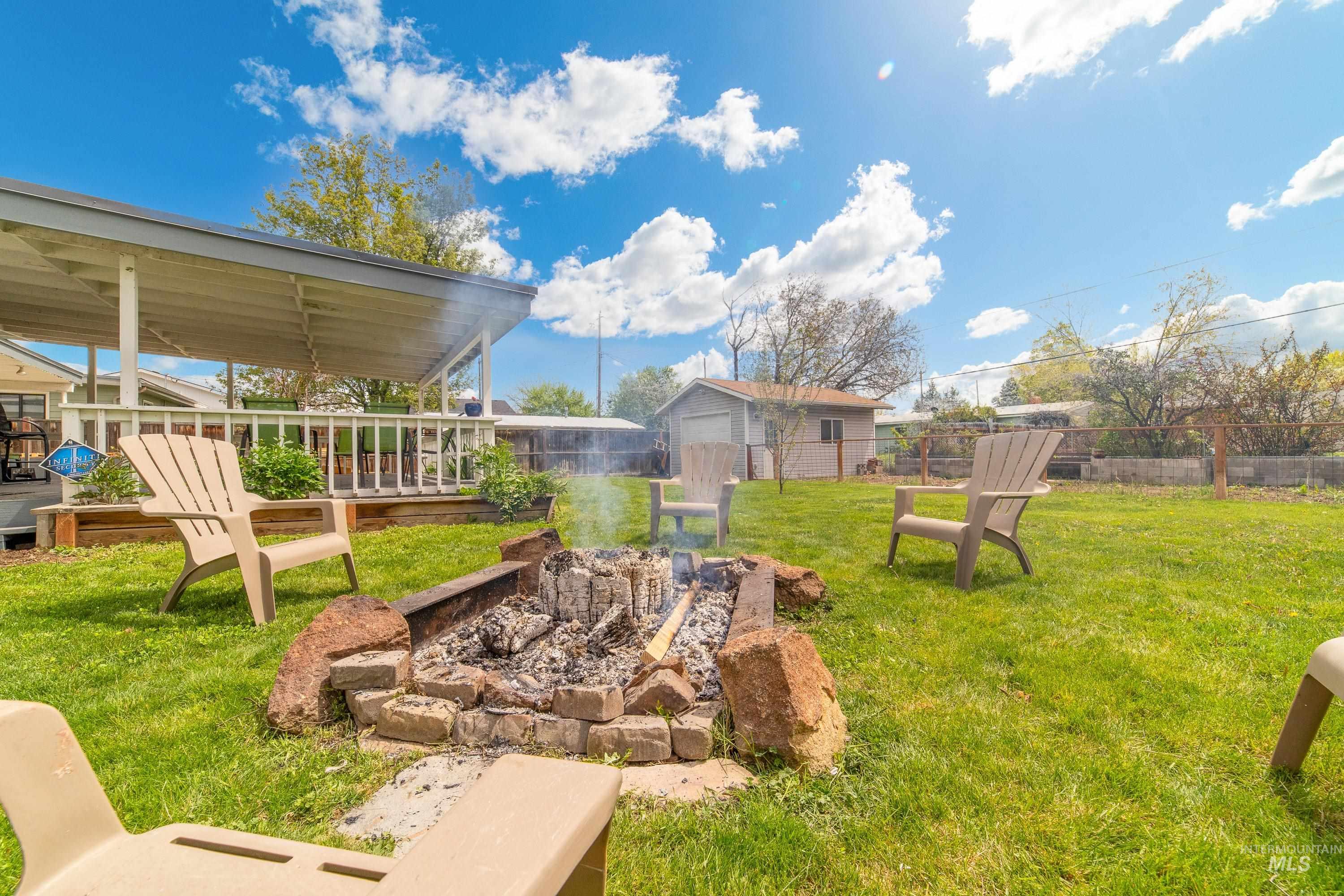 2223 W Spaulding St, Boise, Idaho 83705, 4 Bedrooms, 2 Bathrooms, Residential For Sale, Price $525,000, 98982776