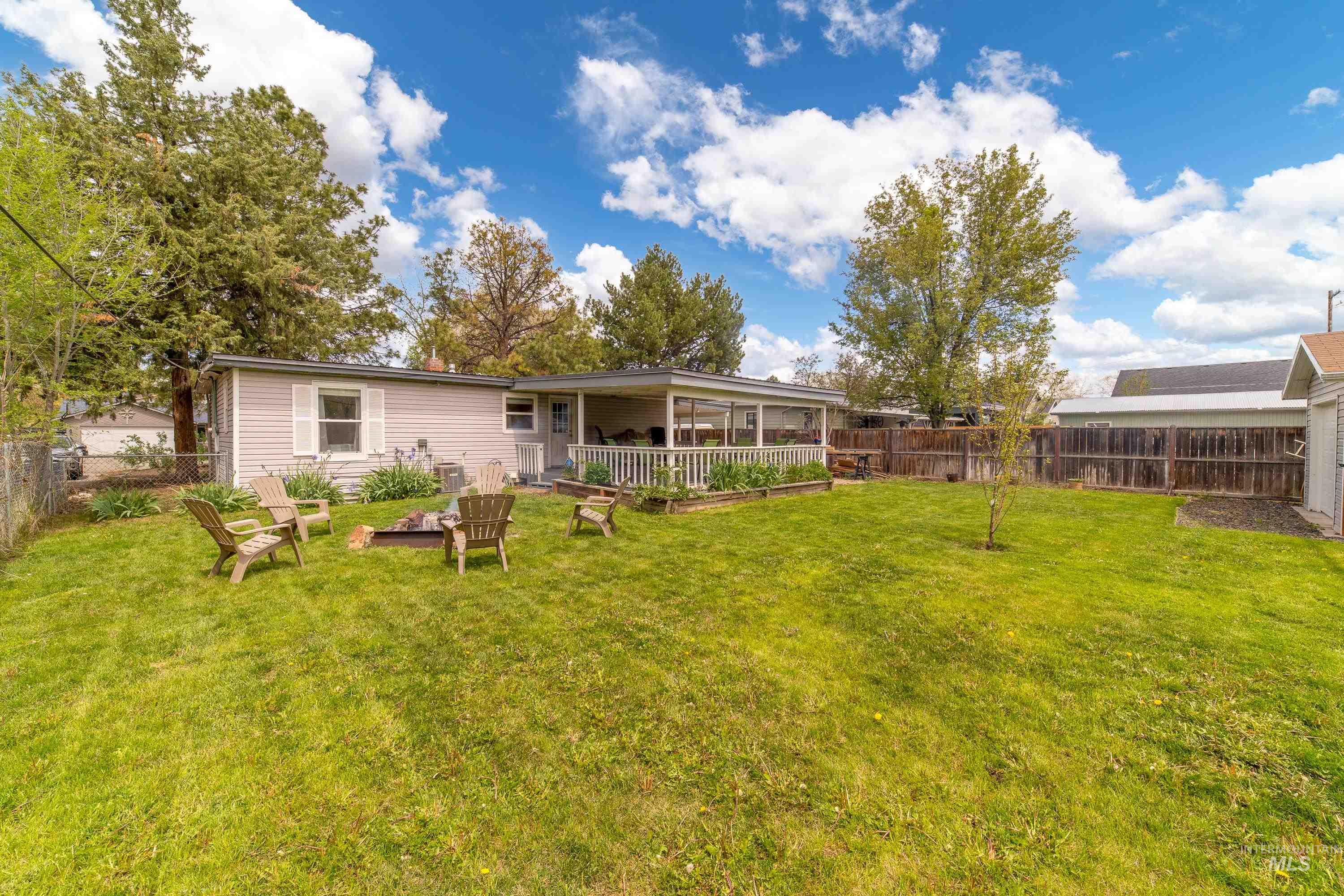 2223 W Spaulding St, Boise, Idaho 83705, 4 Bedrooms, 2 Bathrooms, Residential For Sale, Price $525,000, 98982776