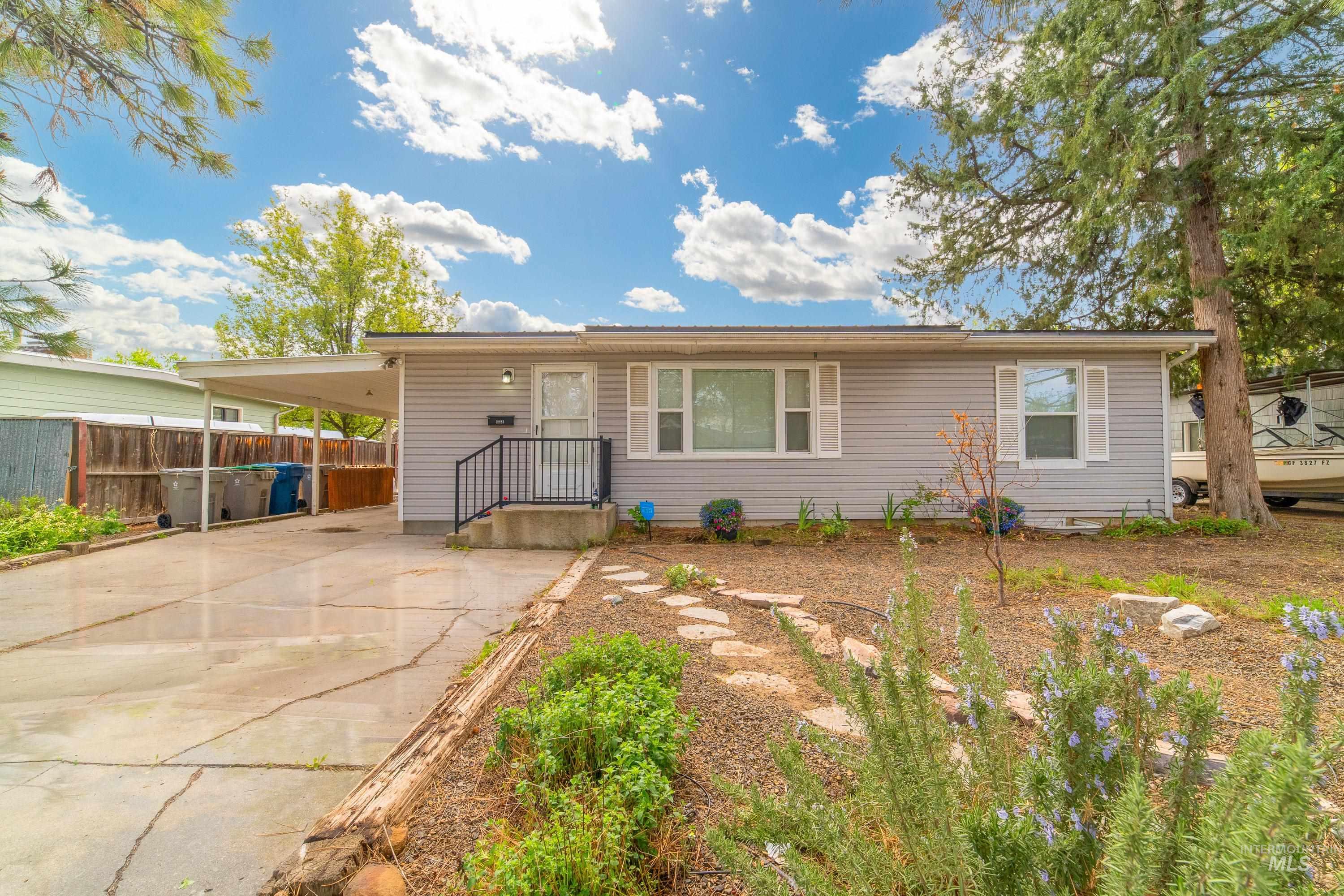 2223 W Spaulding St, Boise, Idaho 83705, 4 Bedrooms, 2 Bathrooms, Residential For Sale, Price $525,000, 98982776