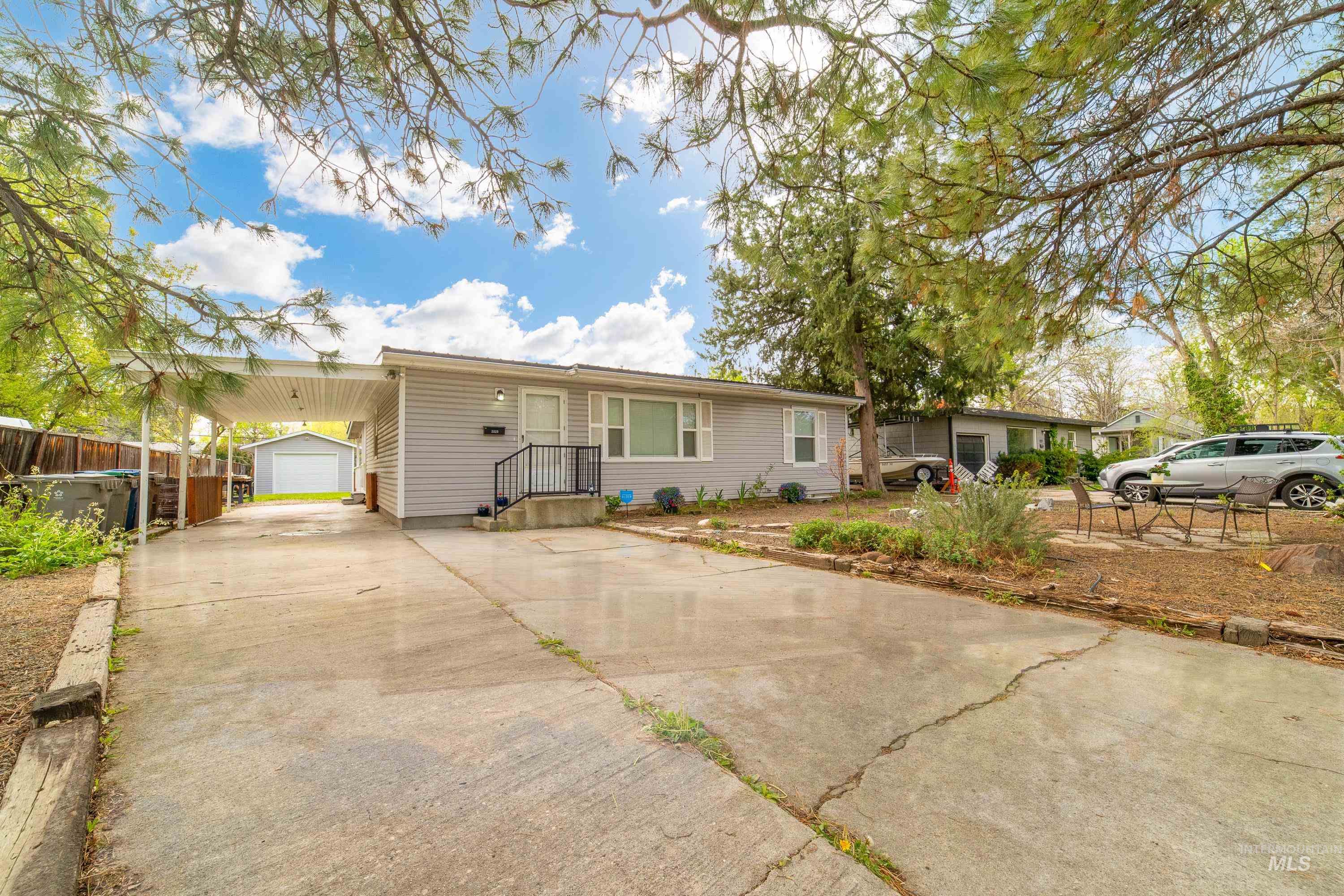 2223 W Spaulding St, Boise, Idaho 83705, 4 Bedrooms, 2 Bathrooms, Residential For Sale, Price $525,000, 98982776