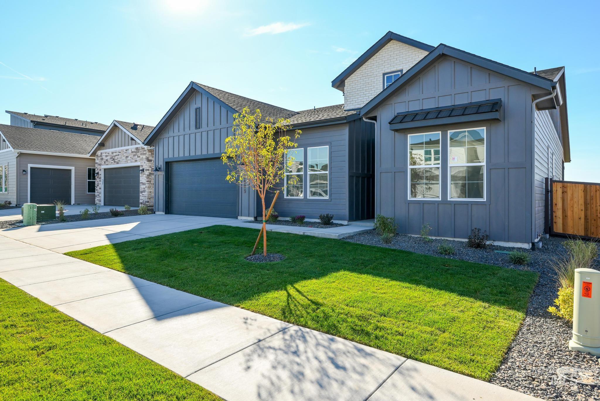 10909 W Wellness St, Kuna, Idaho 83634, 4 Bedrooms, 3 Bathrooms, Residential For Sale, Price $649,000,MLS 98982777