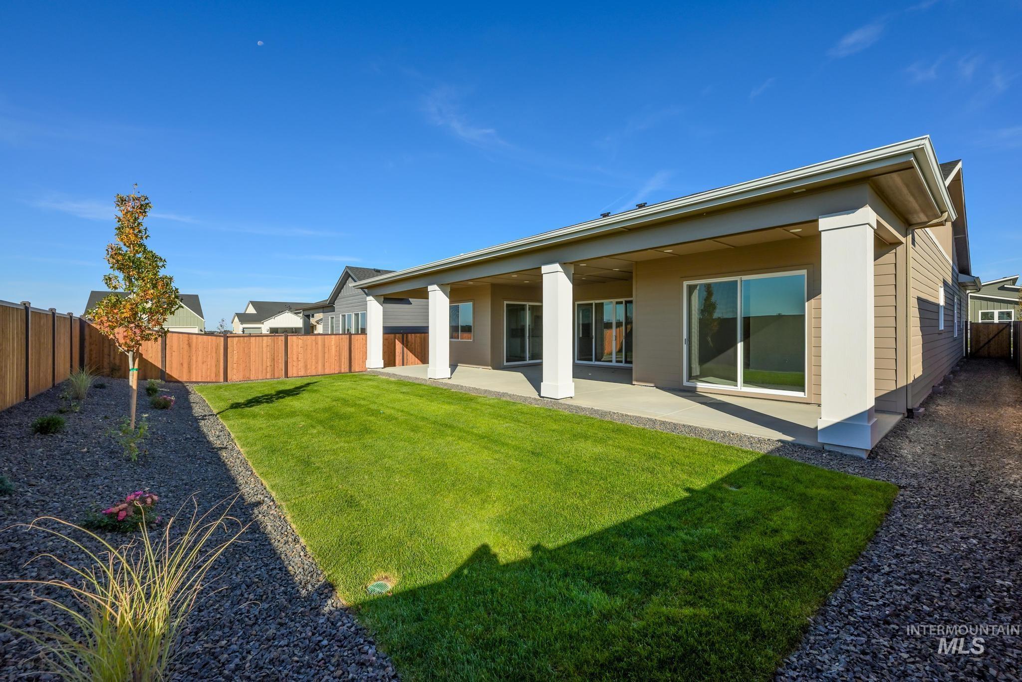 10883 W Wellness St, Kuna, Idaho 83634, 3 Bedrooms, 2.5 Bathrooms, Residential For Sale, Price $654,000,MLS 98982778