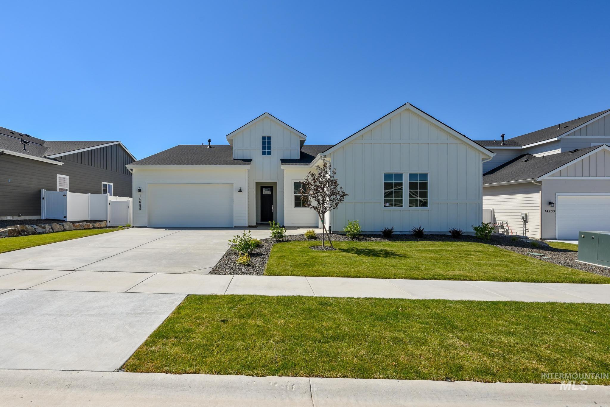 14689 Serenity Point St, Caldwell, Idaho 83607, 3 Bedrooms, 2.5 Bathrooms, Residential For Sale, Price $594,000,MLS 98982780