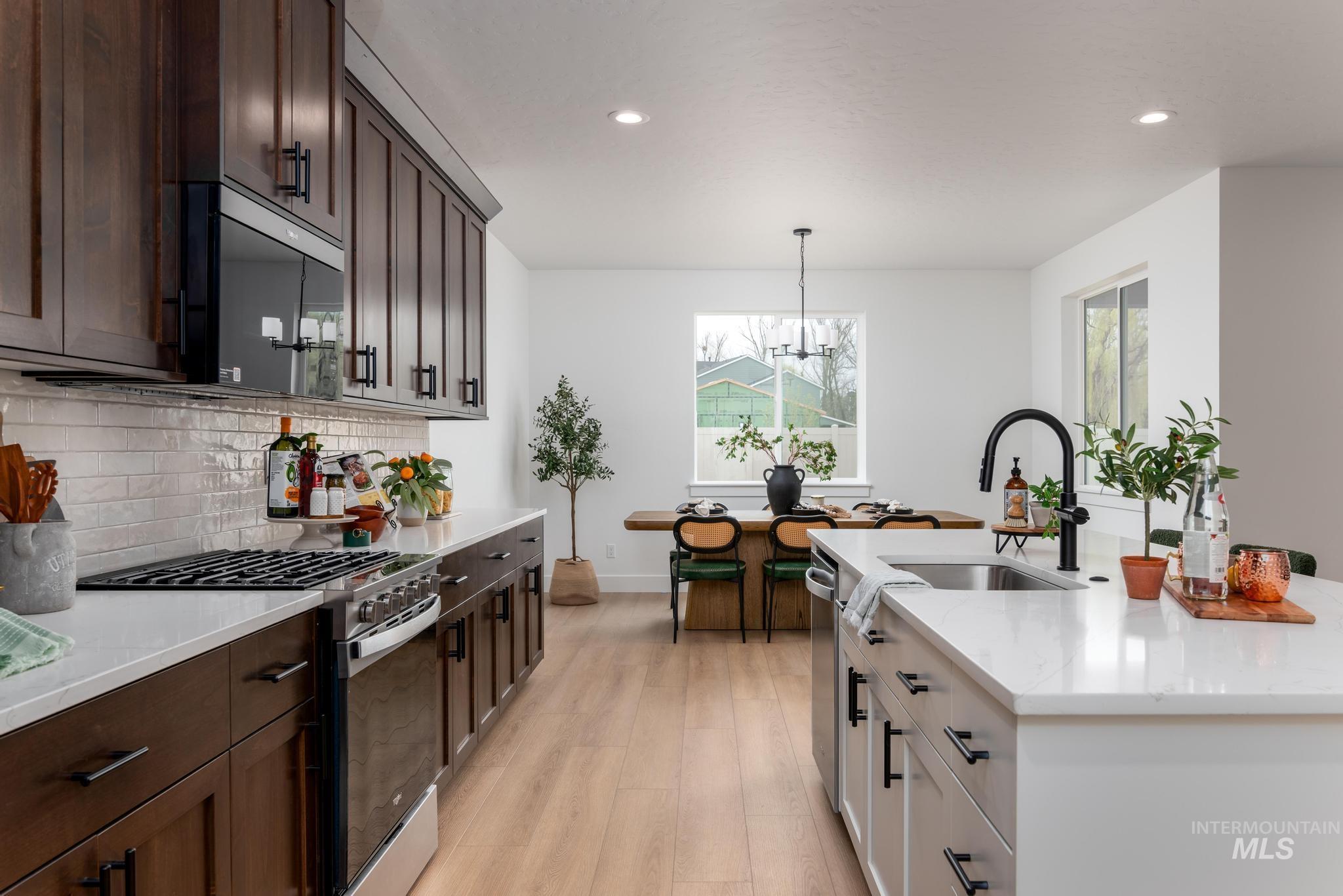 14842 Brown Pelican St, Caldwell, Idaho 83607, 3 Bedrooms, 2 Bathrooms, Residential For Sale, Price $459,000, 98982781