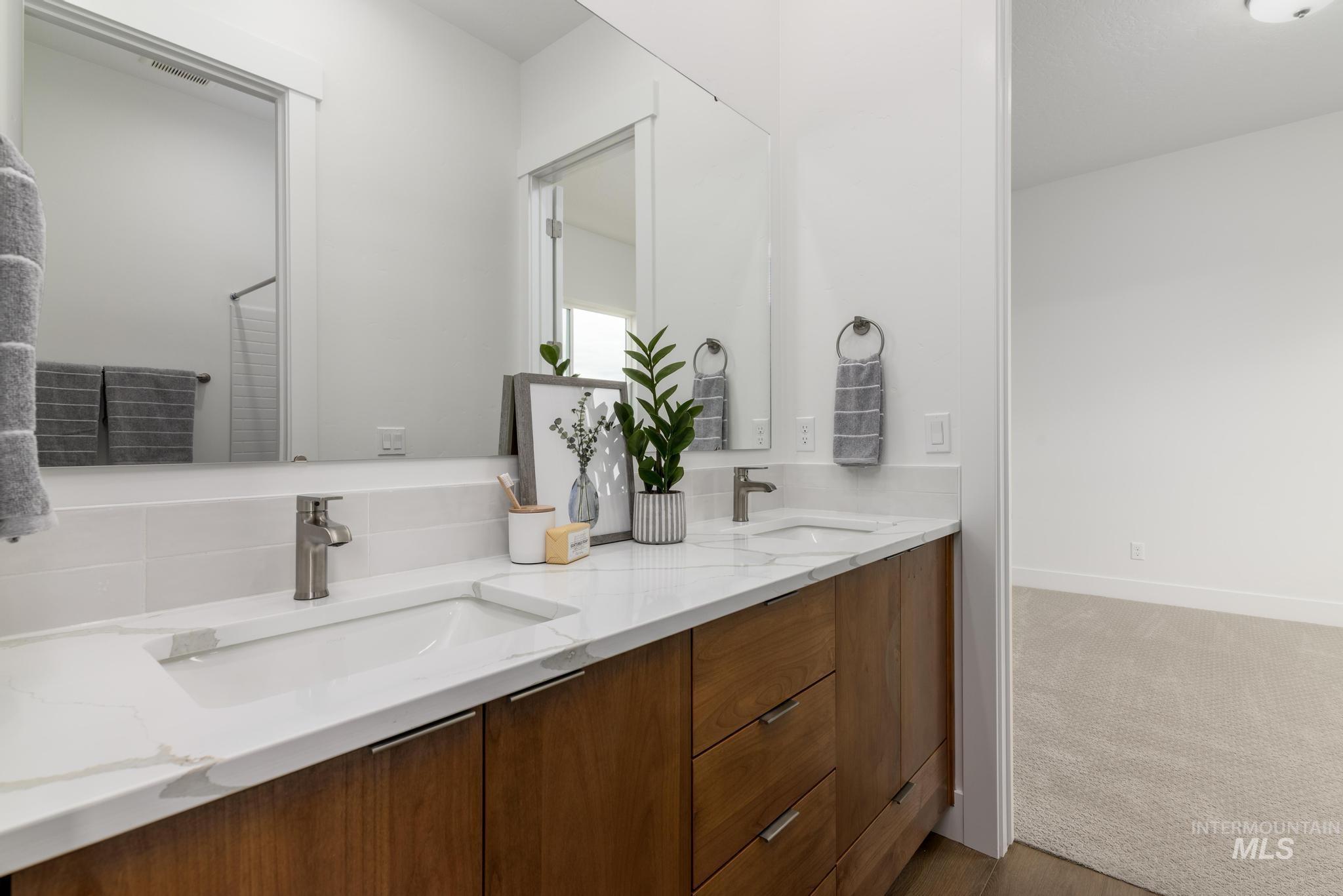 5641 W Milano Dr, Meridian, Idaho 83646, 4 Bedrooms, 3 Bathrooms, Residential For Sale, Price $679,000, 98982782