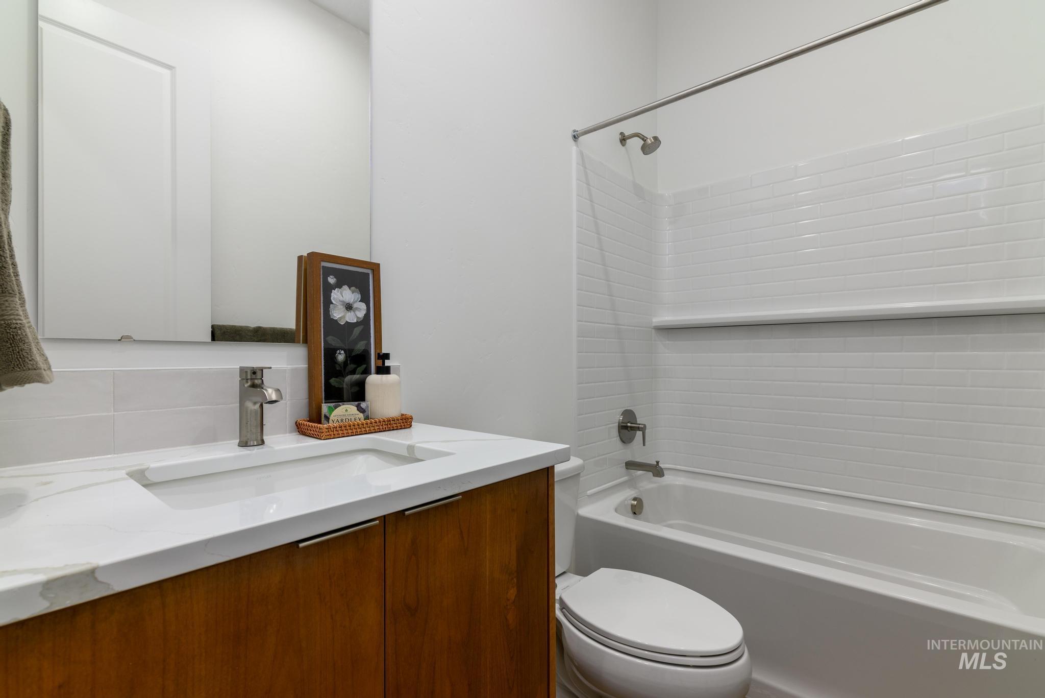 5641 W Milano Dr, Meridian, Idaho 83646, 4 Bedrooms, 3 Bathrooms, Residential For Sale, Price $679,000, 98982782