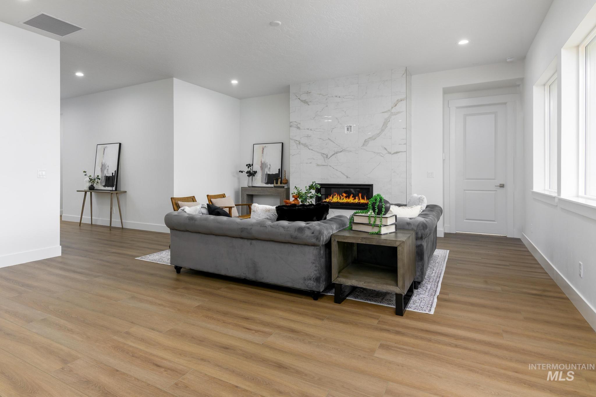 5641 W Milano Dr, Meridian, Idaho 83646, 4 Bedrooms, 3 Bathrooms, Residential For Sale, Price $679,000, 98982782