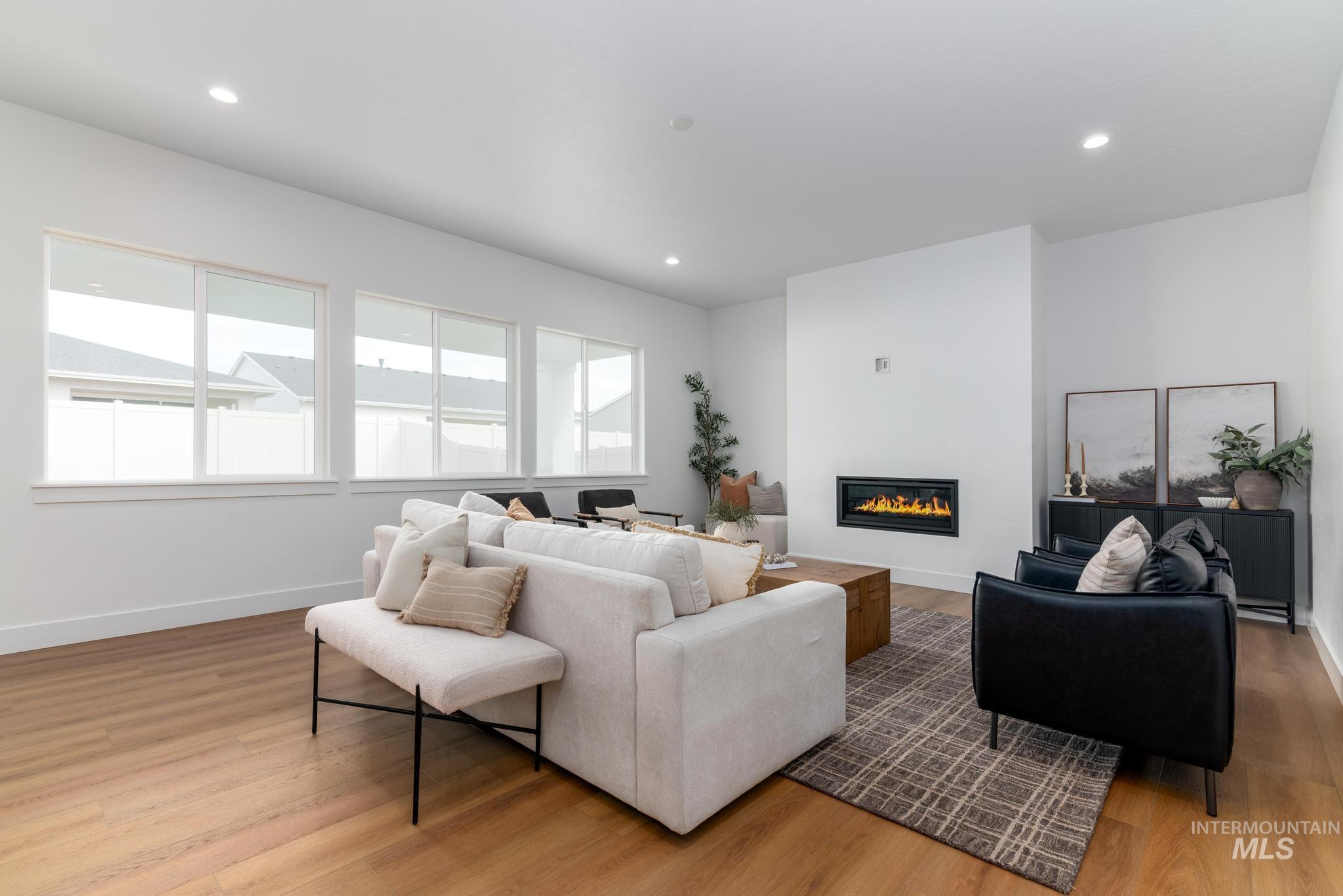 4909 W River Oaks Ct, Meridian, Idaho 83646, 4 Bedrooms, 3 Bathrooms, Residential For Sale, Price $739,000, 98982783