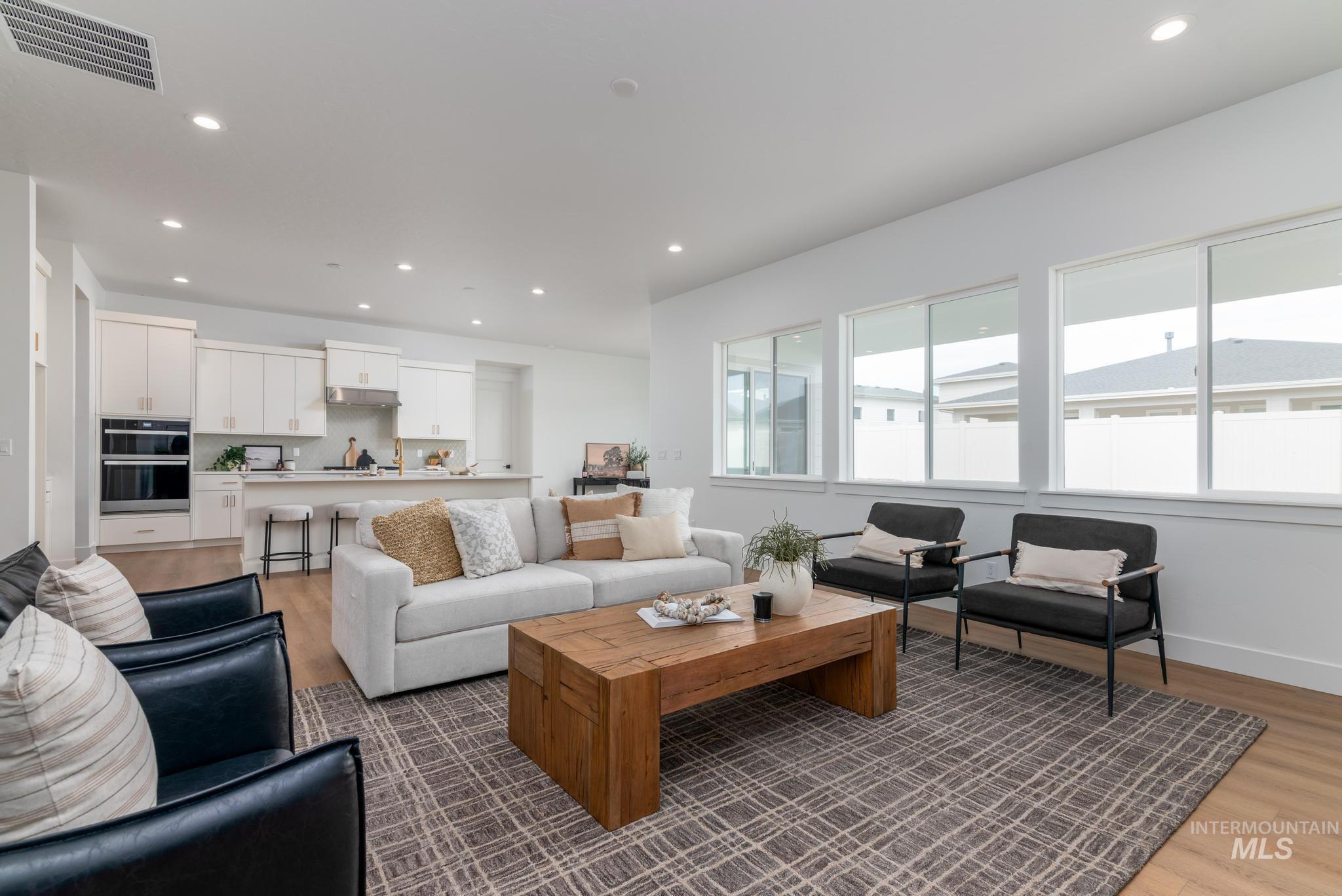 4909 W River Oaks Ct, Meridian, Idaho 83646, 4 Bedrooms, 3 Bathrooms, Residential For Sale, Price $739,000, 98982783