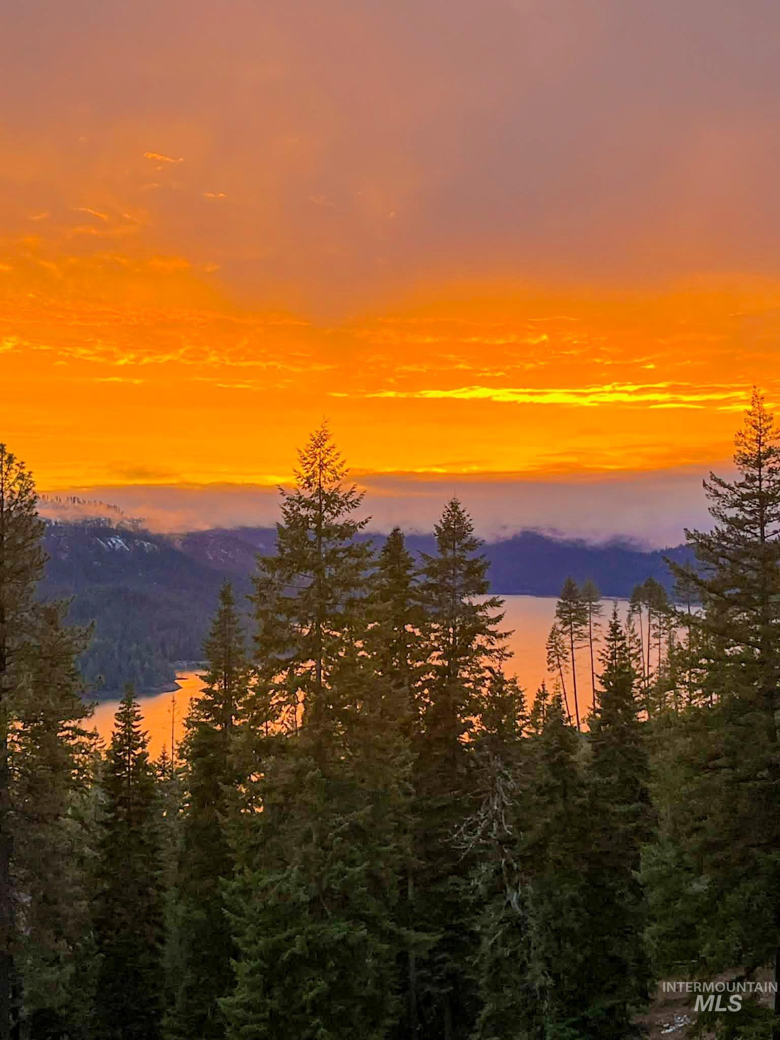 237 Old Dent Rd, Orofino, Idaho 83544, 3 Bedrooms, 2.5 Bathrooms, Residential For Sale, Price $1,475,000, 98982784